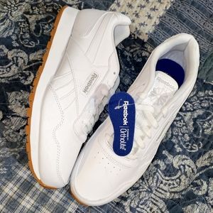 Reebok Sneakers